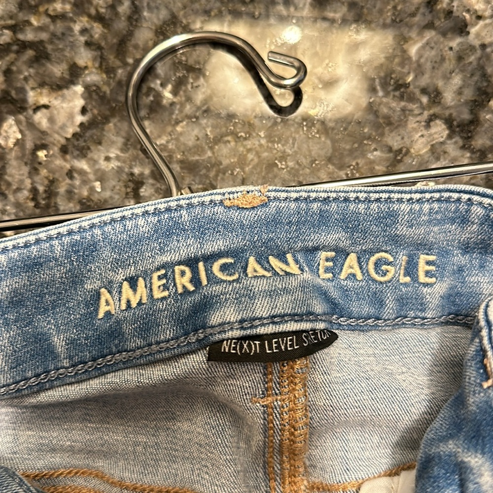 American Eagle ripped jeans. - Picture 6 of 7